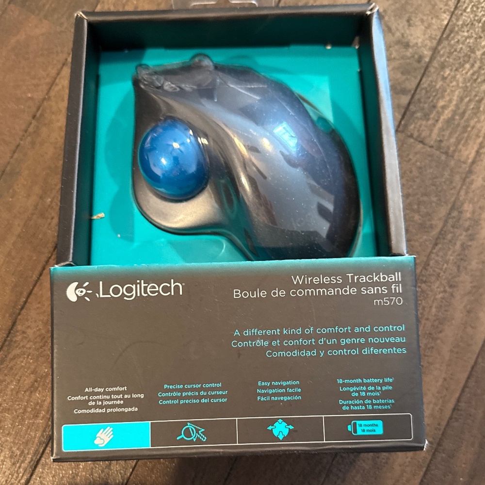 Logitech wireless trackball m570